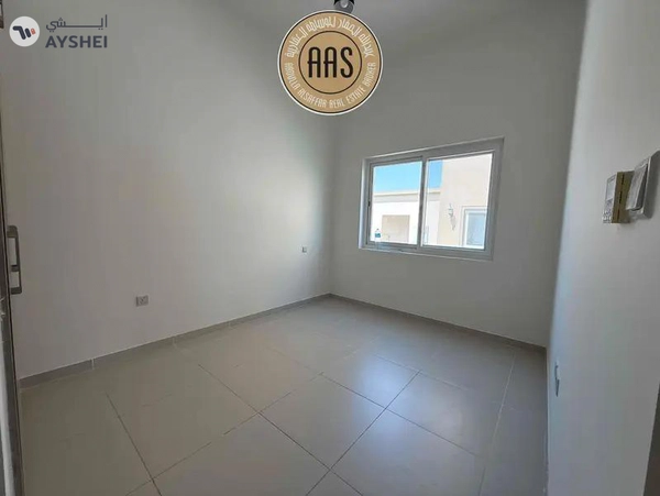 Hot Offer ! 4Bedroom Townhouse Villa Available For Rent in Vill