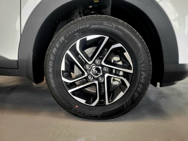 KIA CARENS 1.5L 7-SEATS MODEL 2025 GCC SPECS