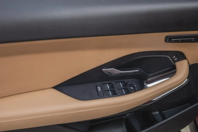 Jaguar E-Pace 2021-3