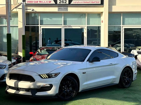 2017 Ford Mustang GT Premium - GCC Specs