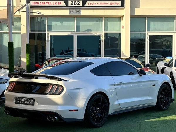 2017 Ford Mustang GT Premium - GCC Specs
