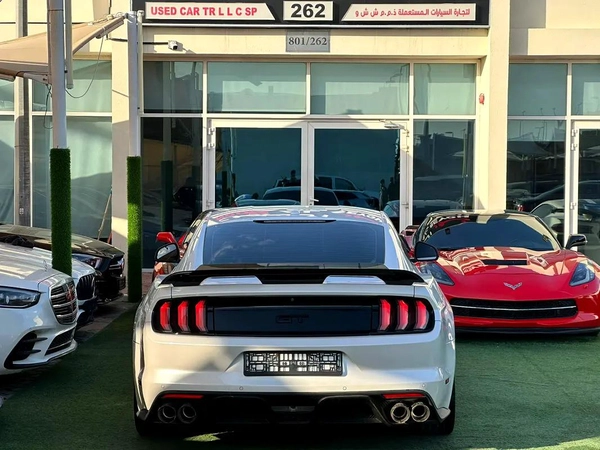 2017 Ford Mustang GT Premium - GCC Specs