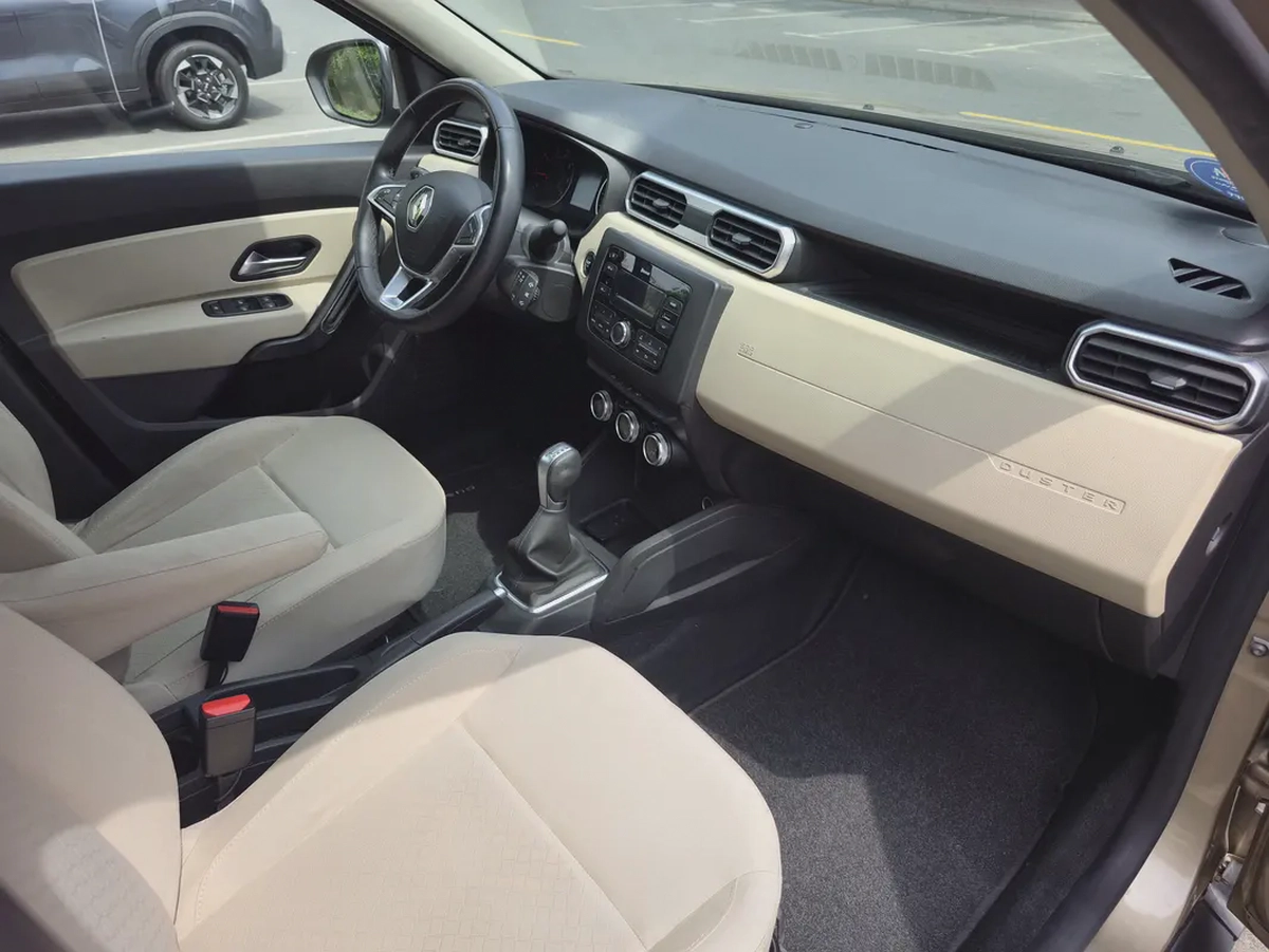 FULL AGENCY SERVICE II GCC SPECS II ONE OWNER II LIKE NEW CAR-12-12