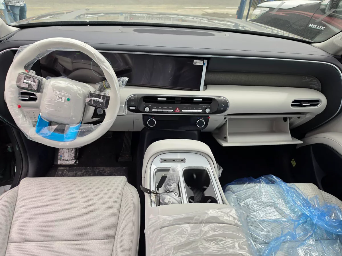 HYUNDAI PALISADE LUXURY GREY COLOR-13-13