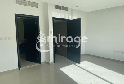 TOWNHOUSE FOR SALE IN DESERT STYLE, AL REEF VILLAS-2