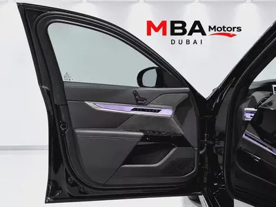 2025 | BMW 740i xDrive | Low Mileage |M-Package | Fully loaded-6