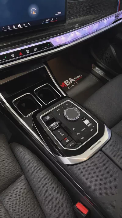 2025 | BMW 740i xDrive | Low Mileage |M-Package | Fully loaded-8