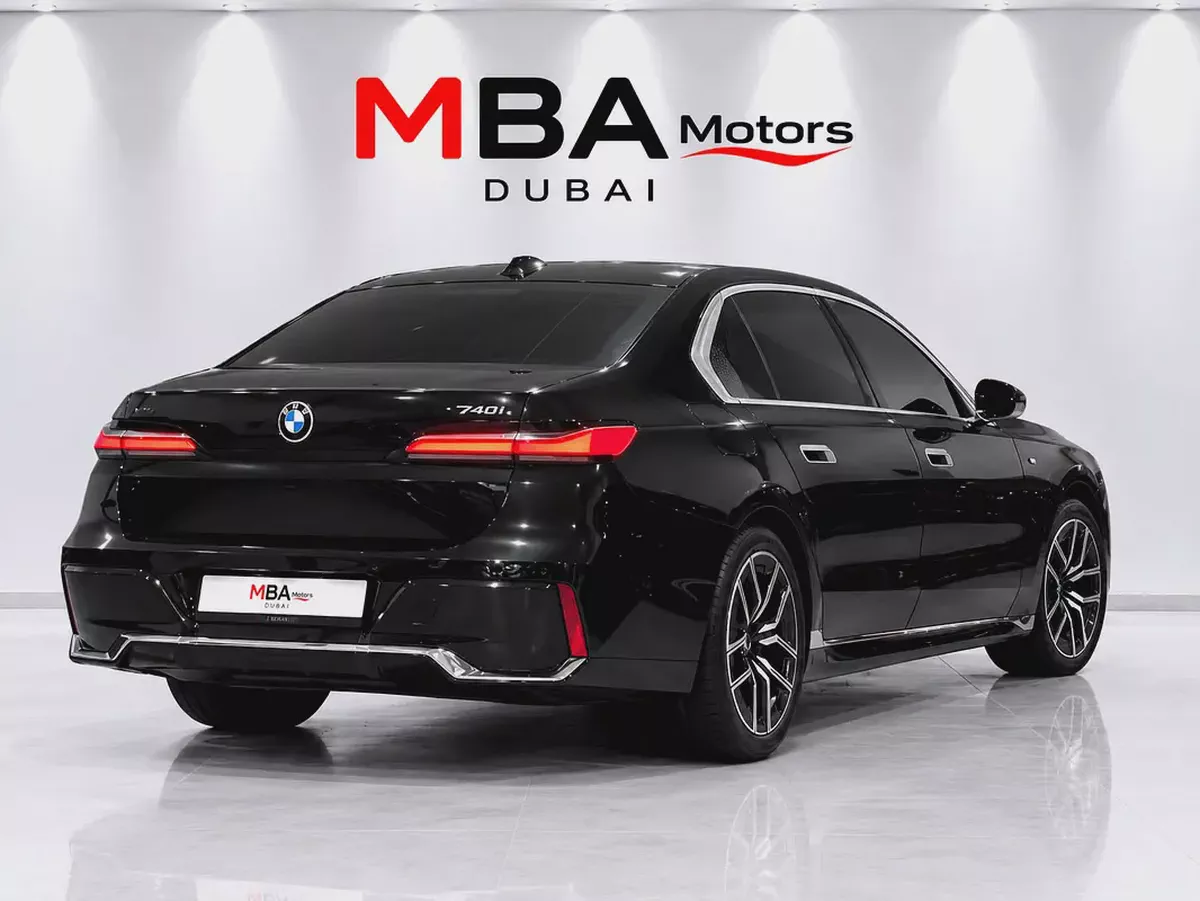 2025 | BMW 740i xDrive | Low Mileage |M-Package | Fully loaded-2-2