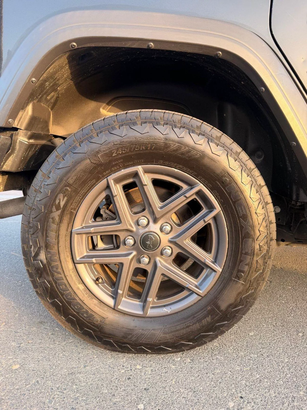 Jeep Wrangler SPORT-16-0