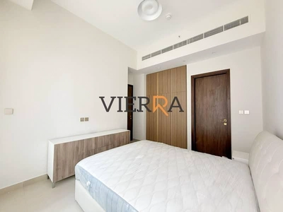 Brand New l Fully Furnished l Upgraded Unit-13