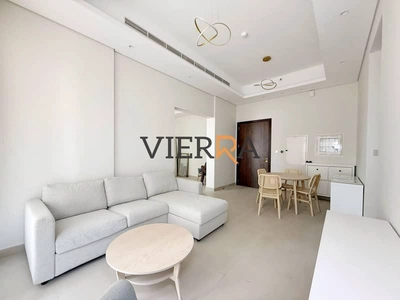 Brand New l Fully Furnished l Upgraded Unit-0