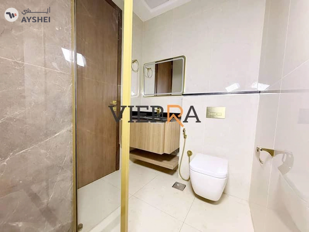 Brand New l Fully Furnished l Upgraded Unit-14-14