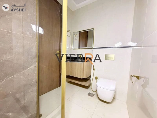 Brand New l Fully Furnished l Upgraded Unit