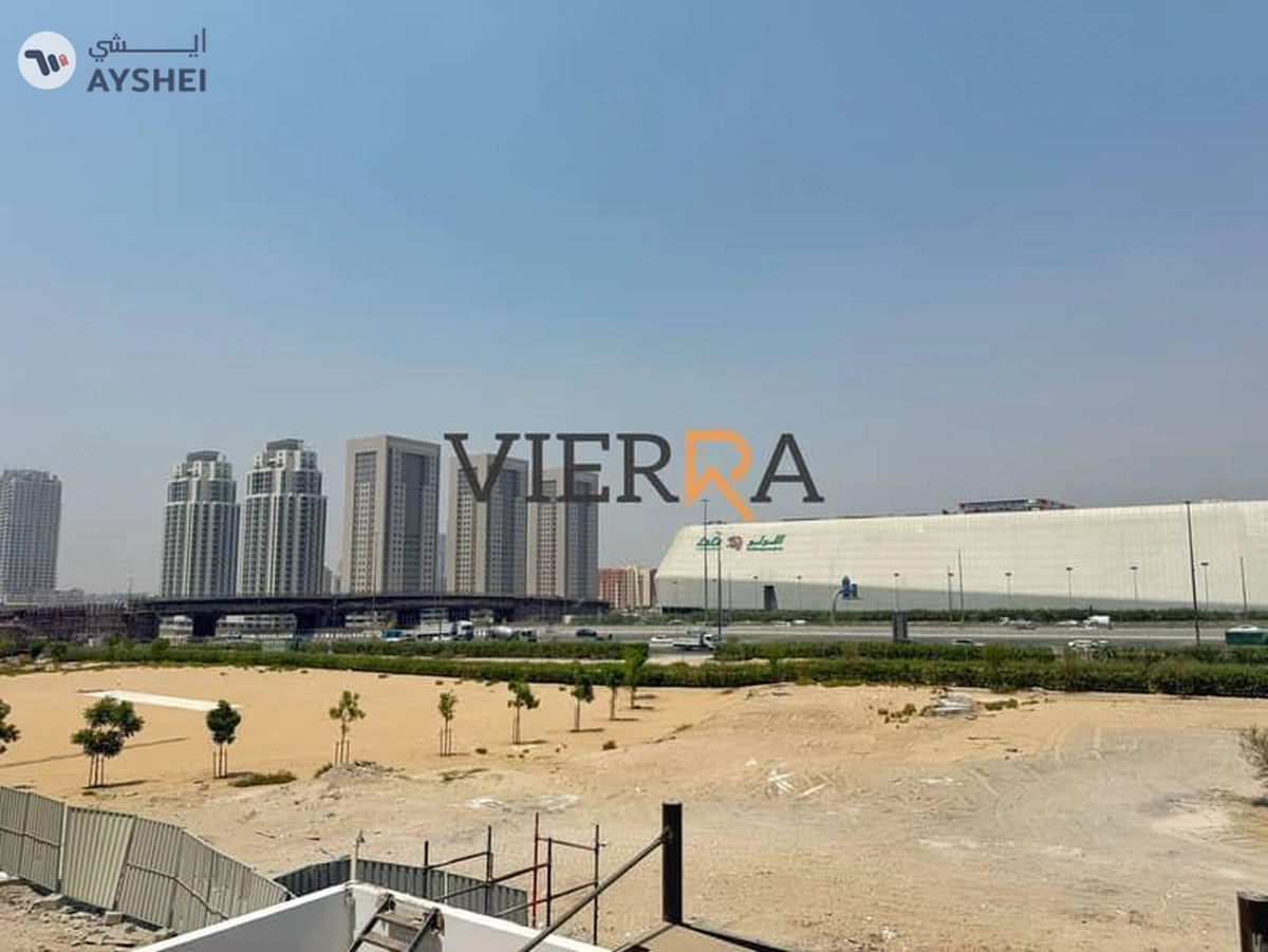 Brand New l Fully Furnished l Upgraded Unit-18-18