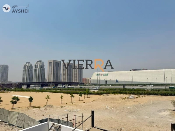 Brand New l Fully Furnished l Upgraded Unit