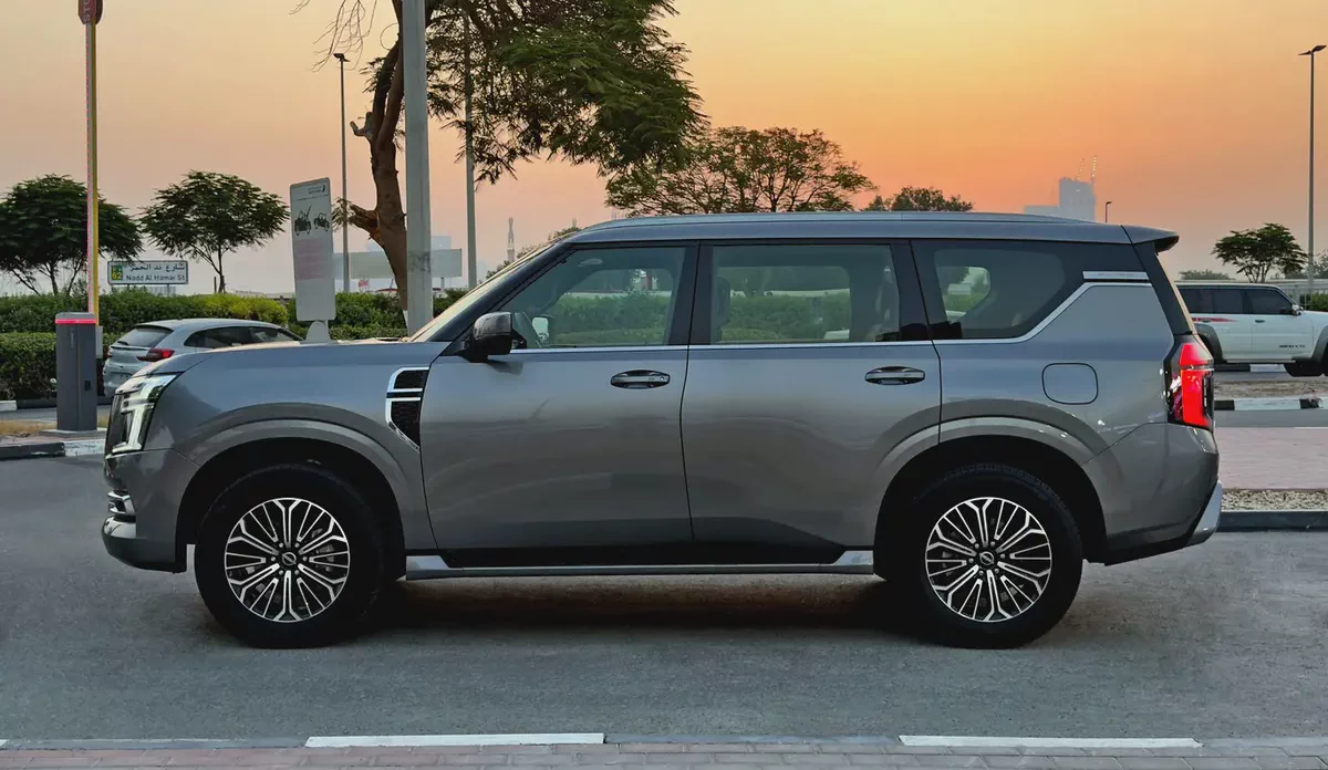 2025 Nissan Patrol SE 3.8l Platinum, Dealer Warranty, GCC Specifications-3-3