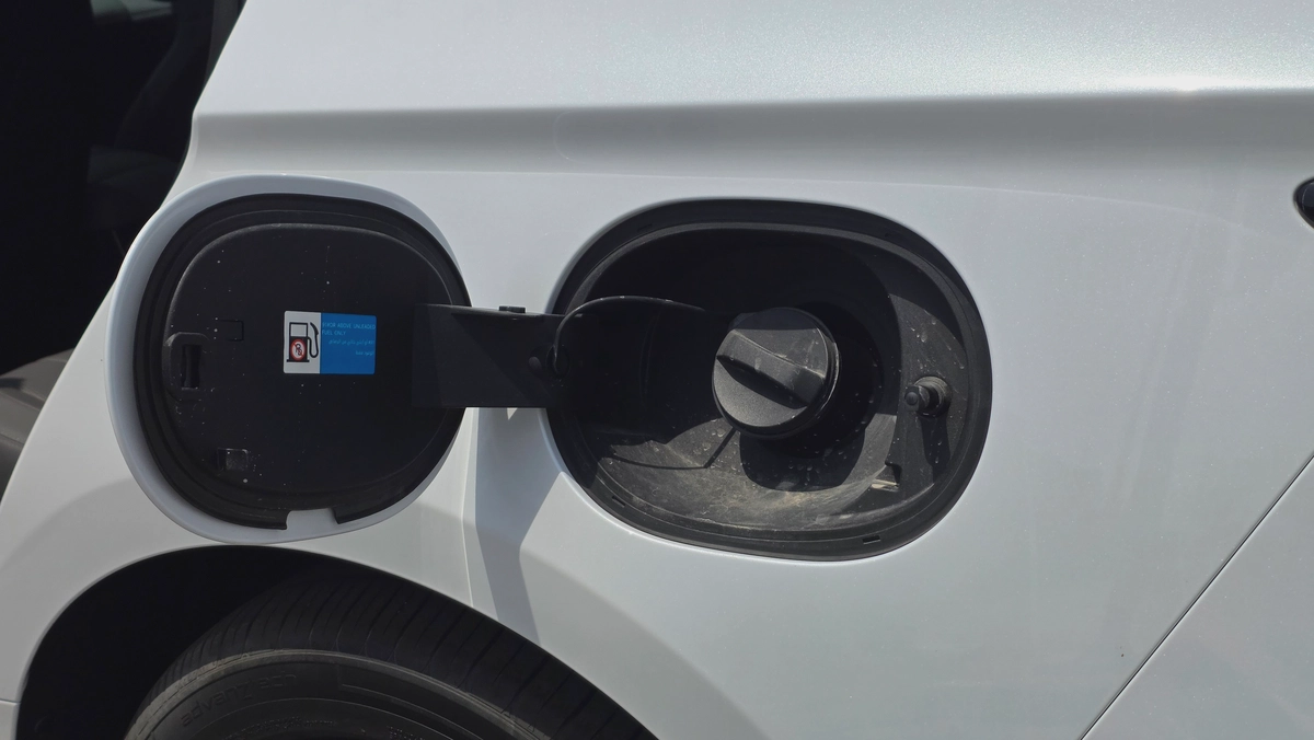 BYD SEAL 7 Premium (White 7k)-9-9