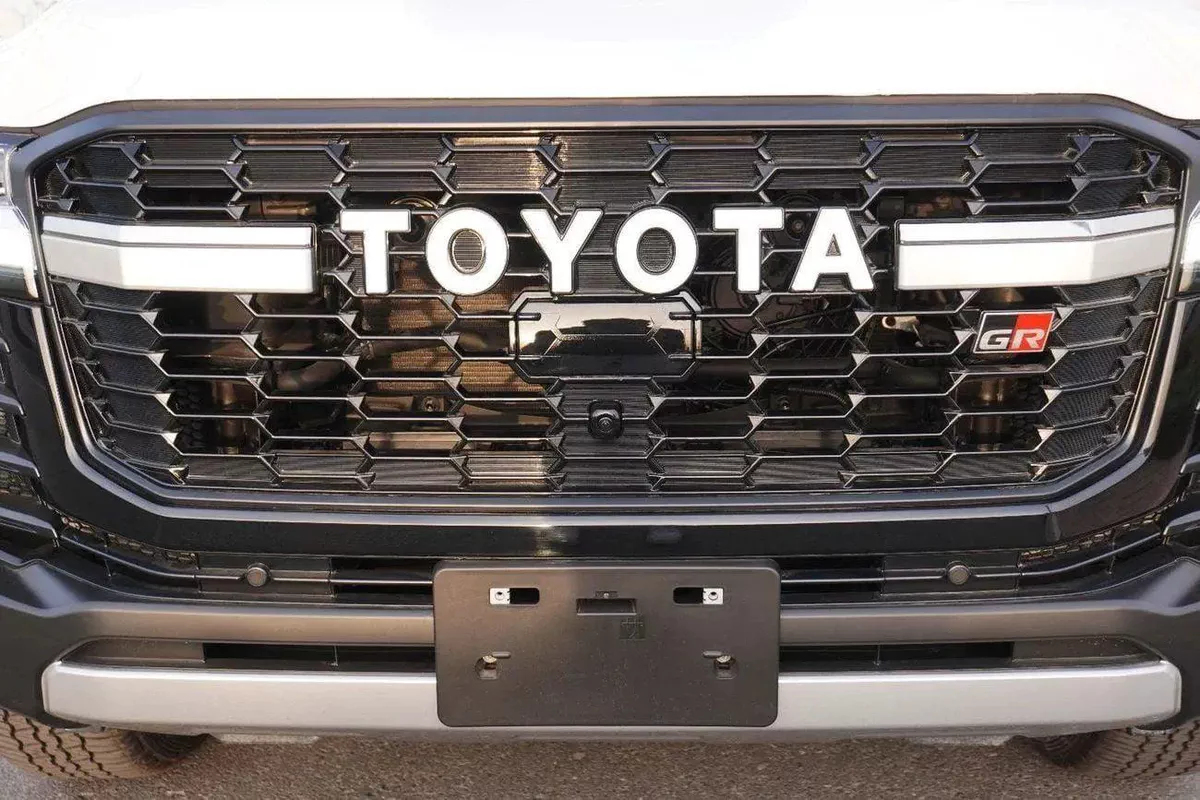 Toyota Land Cruiser GR SPORT DIESEL FULL OPTION 2026-2-0