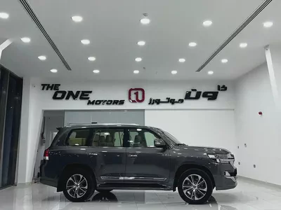 Toyota Land Cruiser GXR Grand Touring 2020 | GCC Specs | Pristine Condition-5
