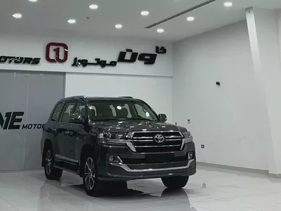 Toyota Land Cruiser GXR Grand Touring 2020 | GCC Specs | Pristine Condition-8