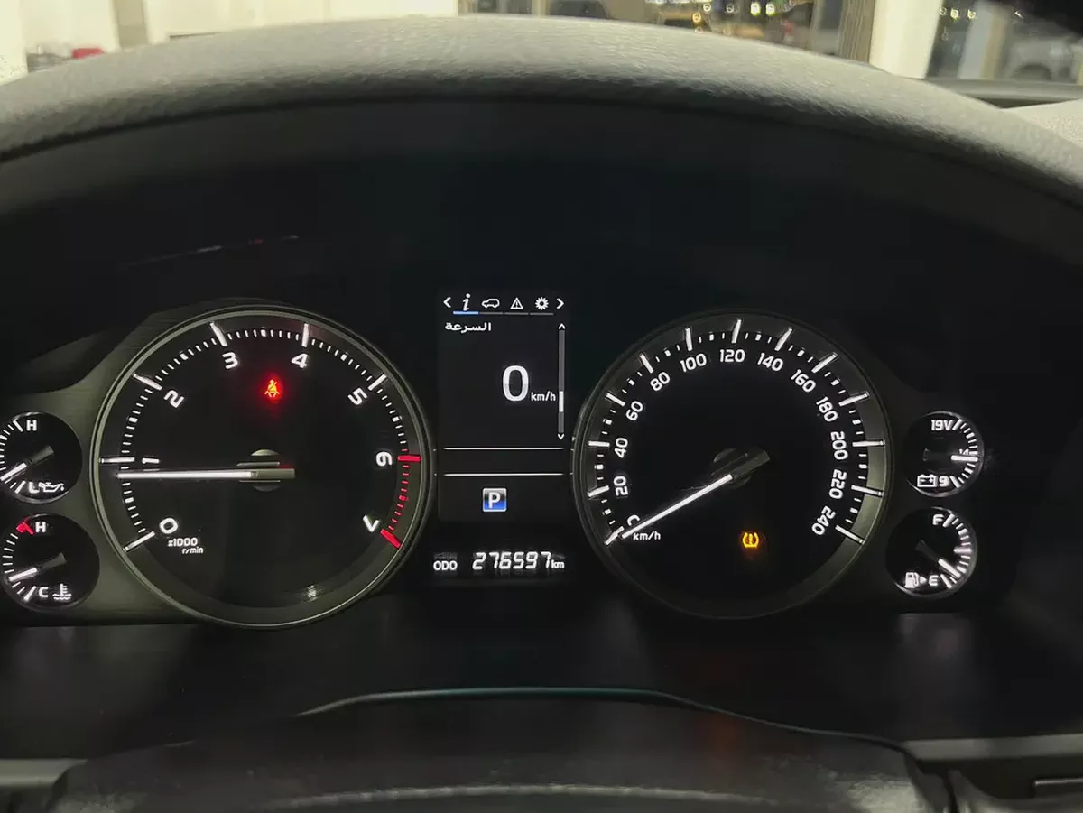 Toyota Land Cruiser GXR Grand Touring 2020 | GCC Specs | Pristine Condition-15-15