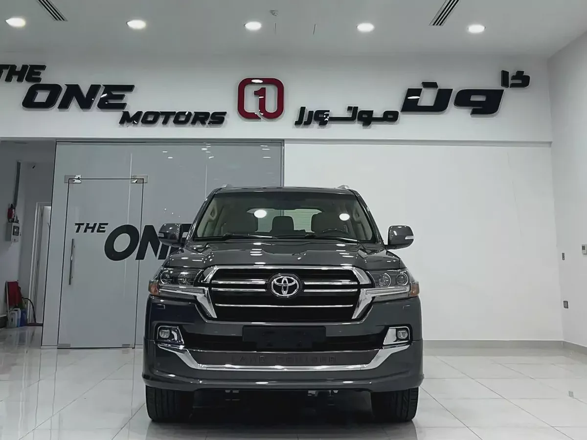 Toyota Land Cruiser GXR Grand Touring 2020 | GCC Specs | Pristine Condition-7-7