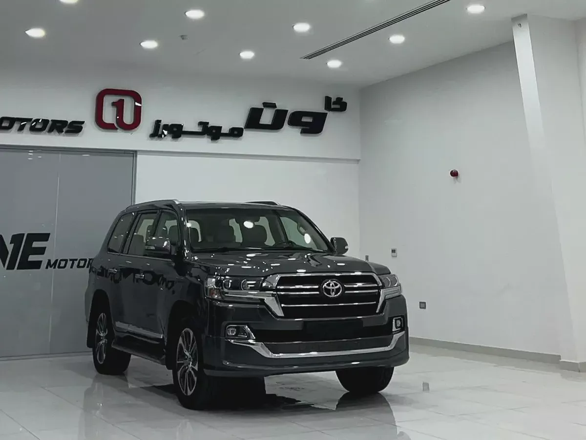 Toyota Land Cruiser GXR Grand Touring 2020 | GCC Specs | Pristine Condition-8-8