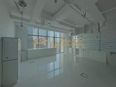 Premium Office for Rent in Metropolis Tower, Business Bay | Multiple options available-3