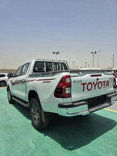 Toyota Hilux  2.7L 4 CYLINDER 2026 MODEL OMANI-4