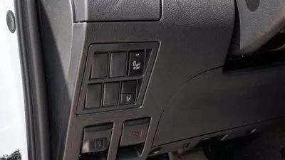 Toyota Hilux GL SR 2.7L-20