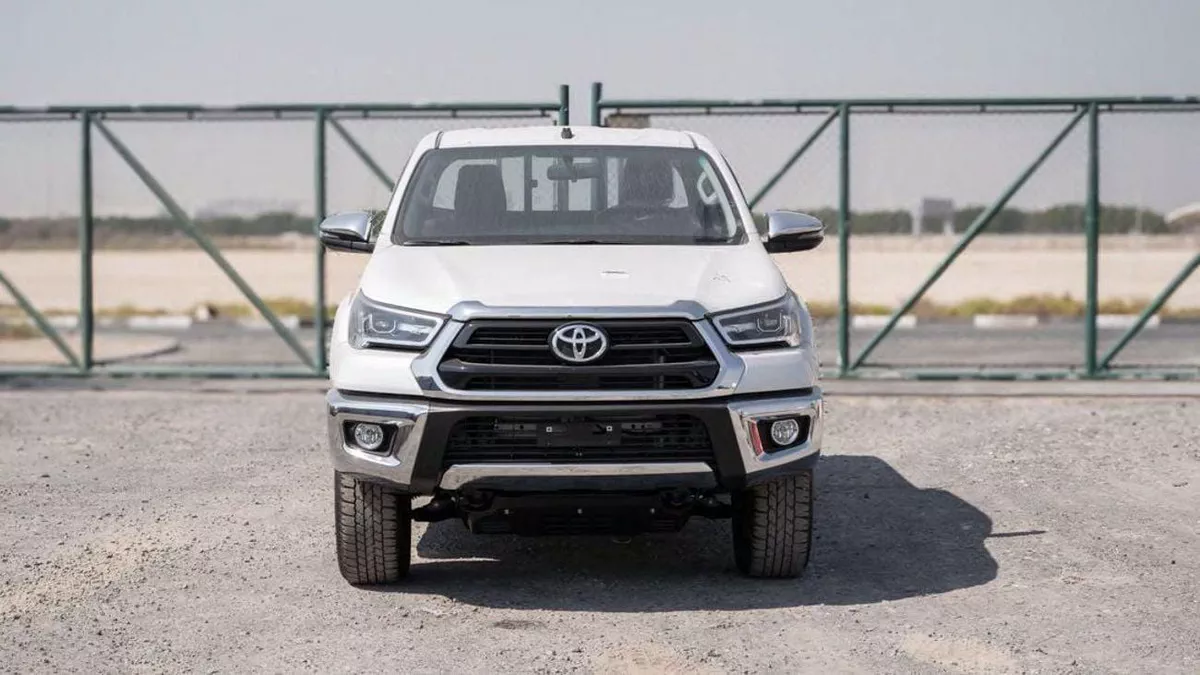 Toyota Hilux GL SR 2.7L-1-0