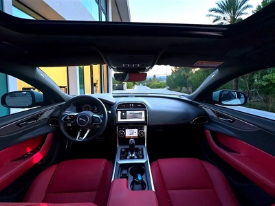 AED1,580 P.M | 0% DOWN PAYMENT | JAGUAR XEL S P250-5