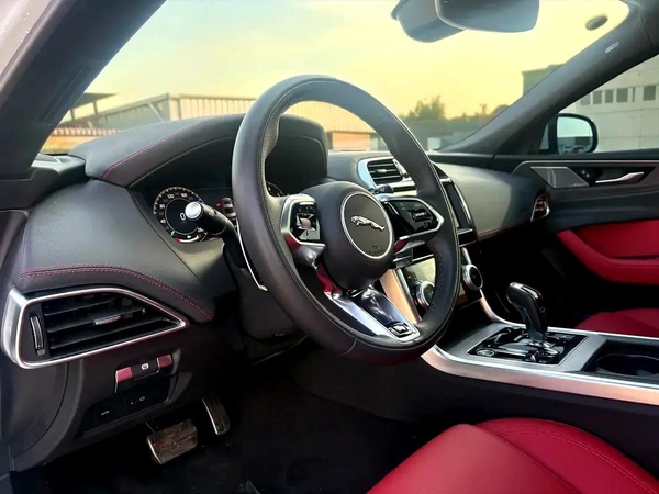 AED1,580 P.M | 0% DOWN PAYMENT | JAGUAR XEL S P250