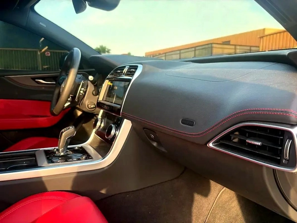 AED1,580 P.M | 0% DOWN PAYMENT | JAGUAR XEL S P250