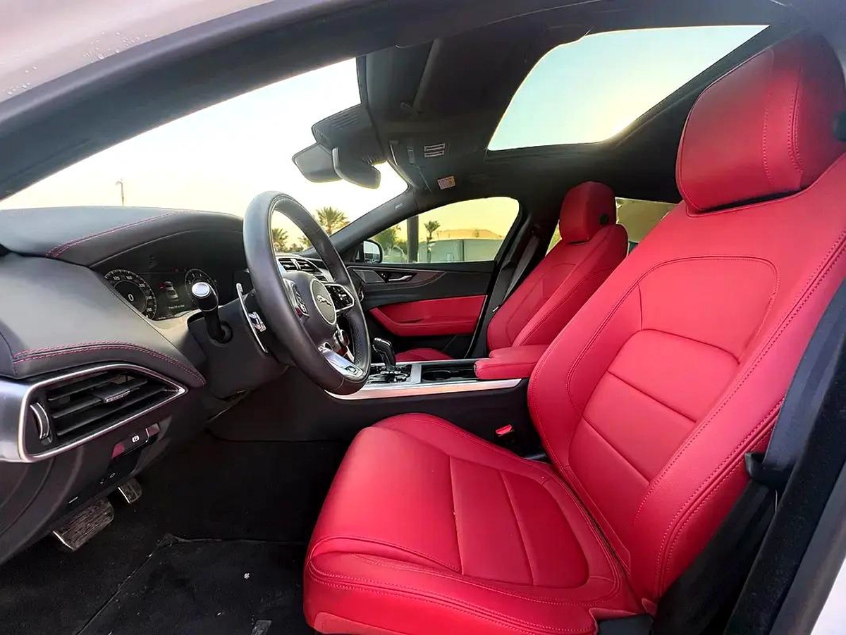 AED1,580 P.M | 0% DOWN PAYMENT | JAGUAR XEL S P250-15-15