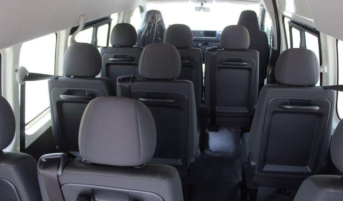 Toyota Hiace DLS - STD ROOF Toyota Hiace 2.5L High Roof Diesel old ship 2025-16-0