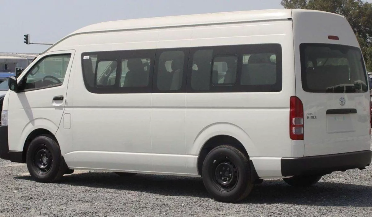 Toyota Hiace DLS - STD ROOF Toyota Hiace 2.5L High Roof Diesel old ship 2025-4-0