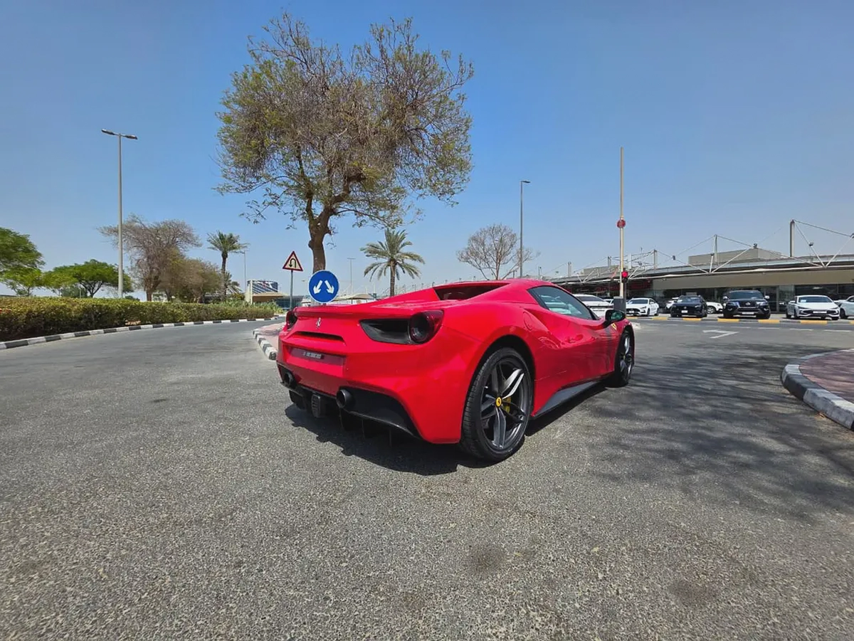 Ferrari 488 Spider 2016 | GCC Specs | Pristine Condition-4-4