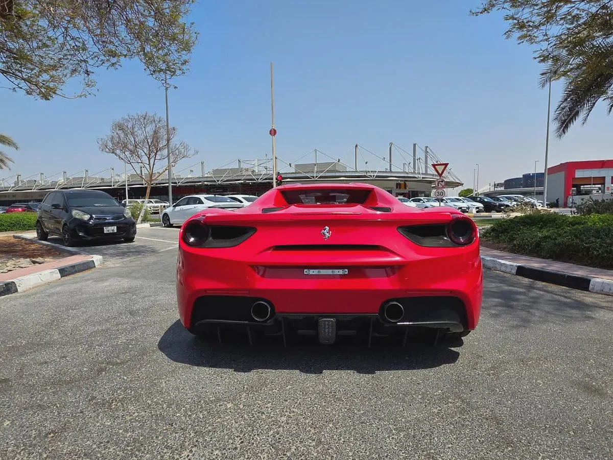Ferrari 488 Spider 2016 | GCC Specs | Pristine Condition-5-5