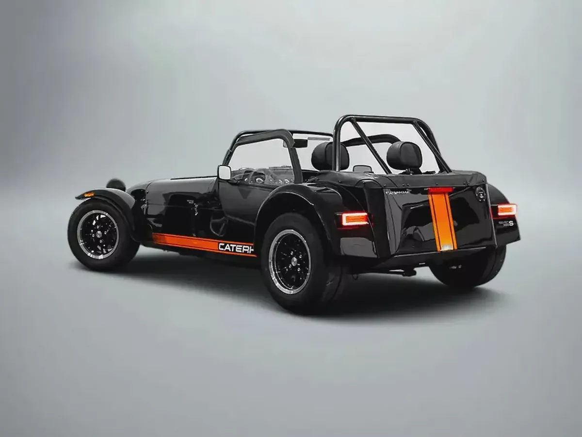 CASH ONLY: 239,000 AED | 2025 Caterham 360S / Caterham Warranty-1-1