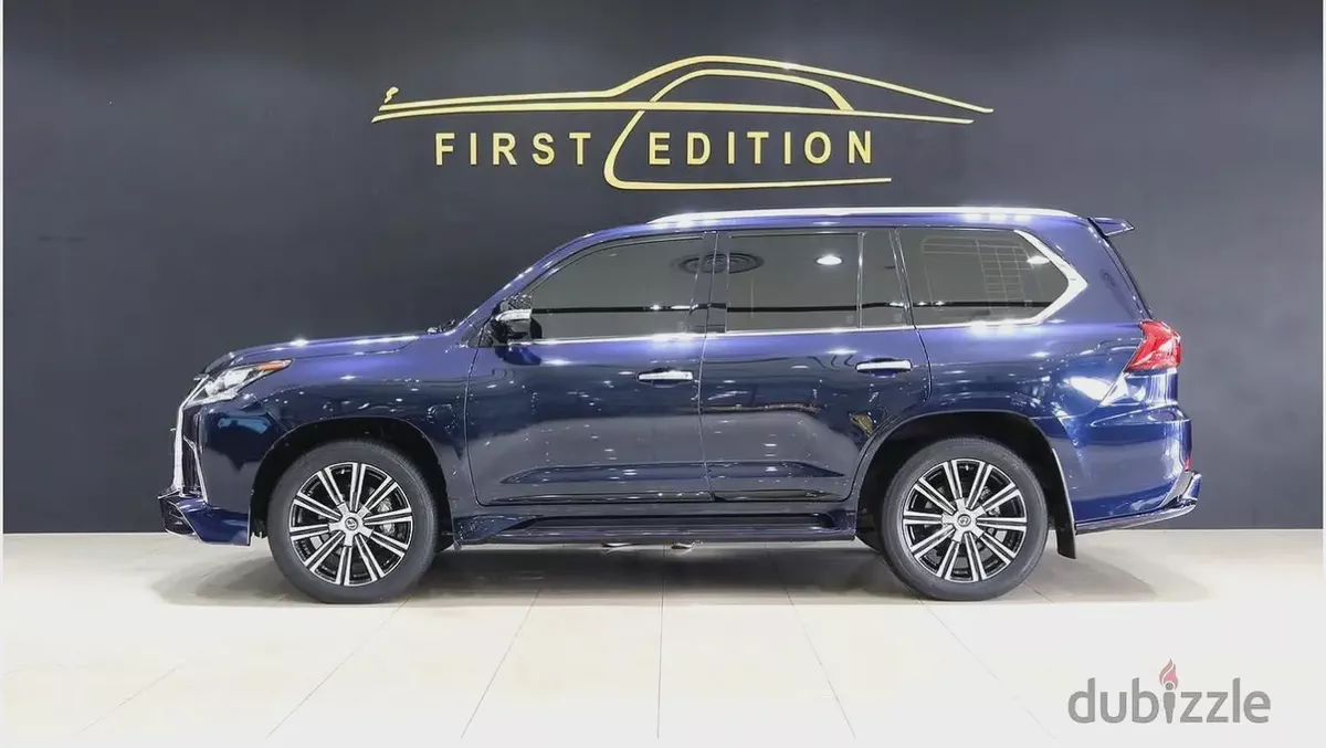 2019 Lexus LX 570 Signature GCC Specs - Pristine Condition ll 23,000  km-2-2