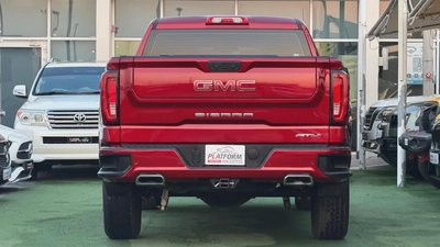 GMC Sierra AT4 V8 5.3L 2022 | GCC Specs | original paint  Excellent Condition | under warranty-5