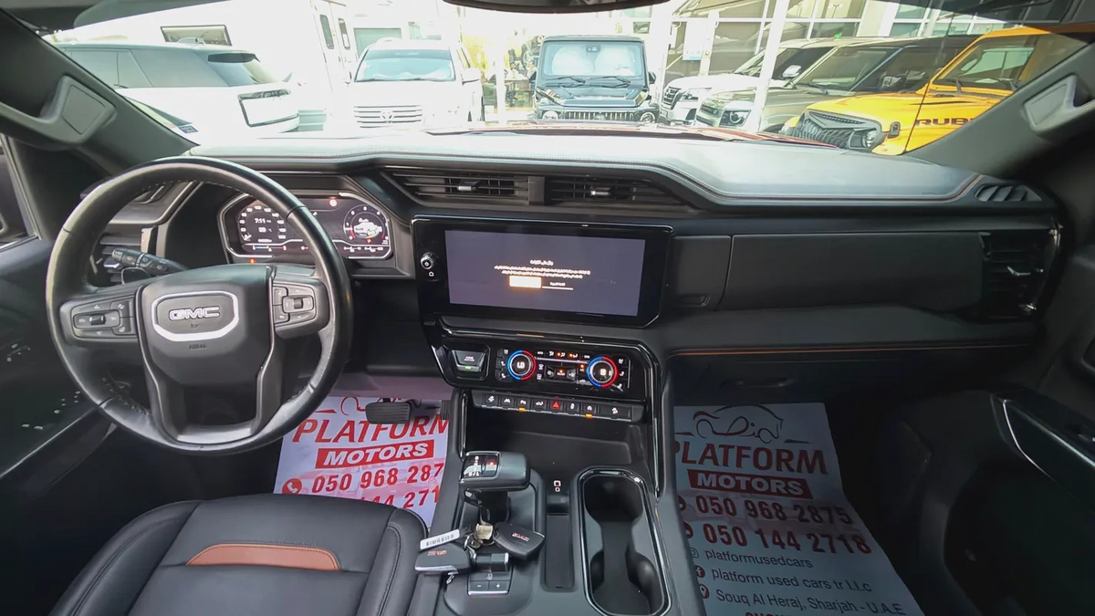 GMC Sierra AT4 V8 5.3L 2022 | GCC Specs | original paint  Excellent Condition | under warranty