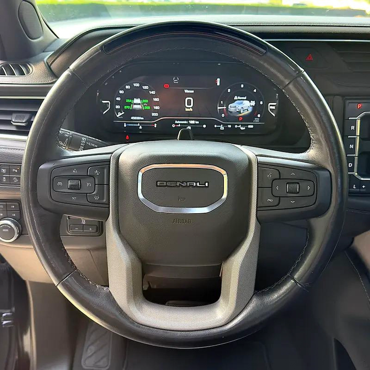 GMC Yukon Denali-1-1