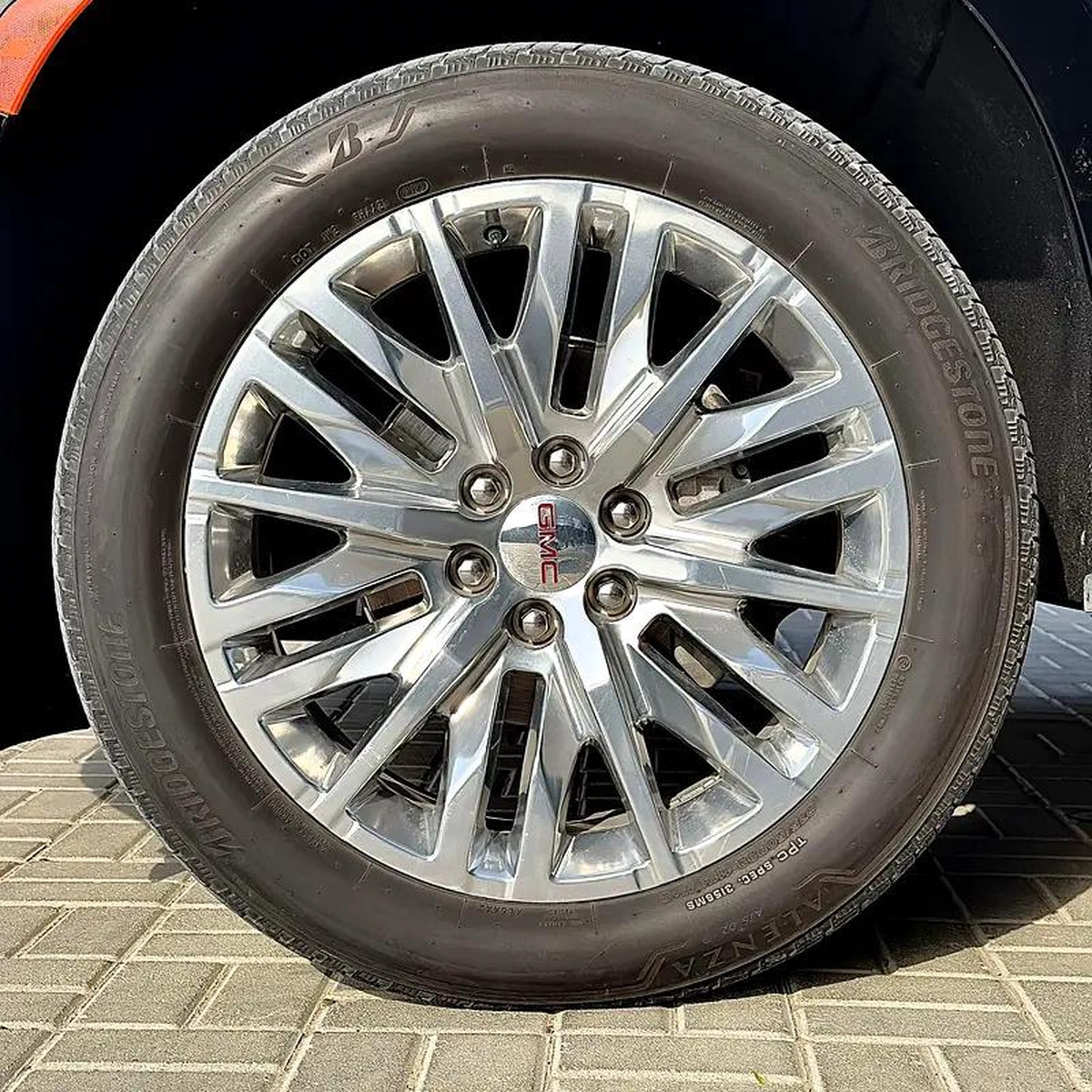 GMC Yukon Denali-12-12