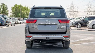 Toyota Land Cruiser VXR 3.3L-6
