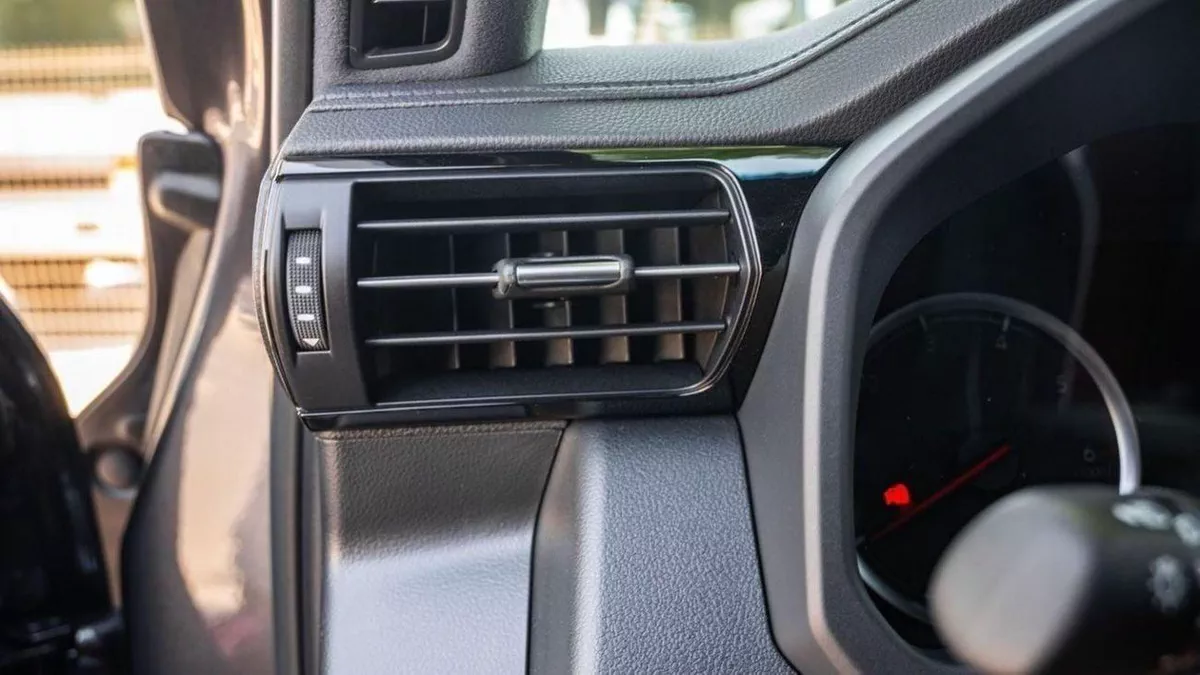 Toyota Land Cruiser VXR 3.3L-11-0
