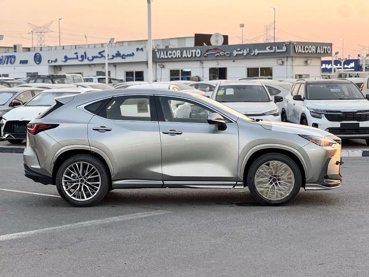Lexus NX350 Elite EXPORT ONLY - Lexus NX350 2.4L-3-0