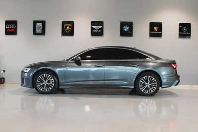 Audi A6 45 TFSI 2020 | 1,500 Monthly | Clean Title | Excellent Condition Fully loaded .-6
