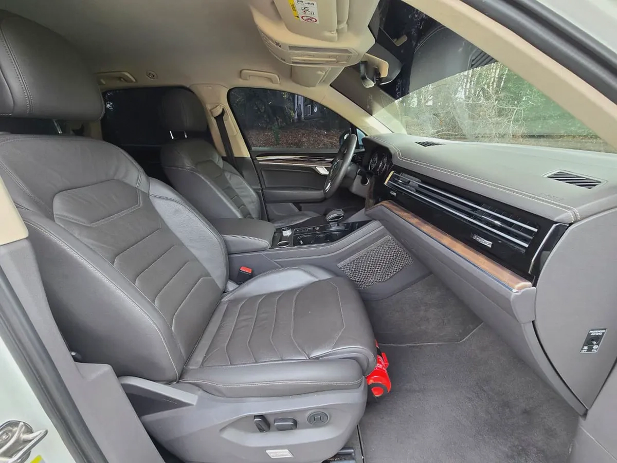 Volkswagen Touareg 2018 | GCC Specs | Excellent Condition | Single owner